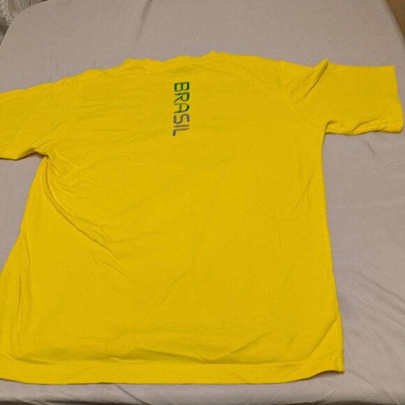 Adidas  Mens Medium Tee Shirt Yellow Licensed 2006 World Cup Team Brasil Top - Picture 5 of 13